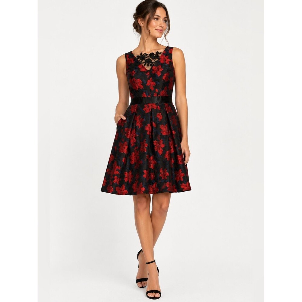Shelby Nites Black Red Floral Jacquard Fit & Flare Cocktail Dress Size 8 (vtg)